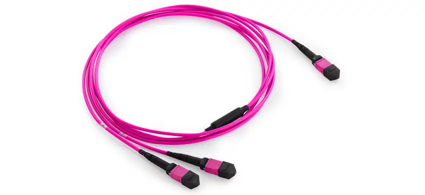 MPO/MTP Shuffle,32F, MTP/PC/F- 2x16F MTP/APC/M, OM4 Multimode, 3.2mm, Riser(LSZH), 0.6dB