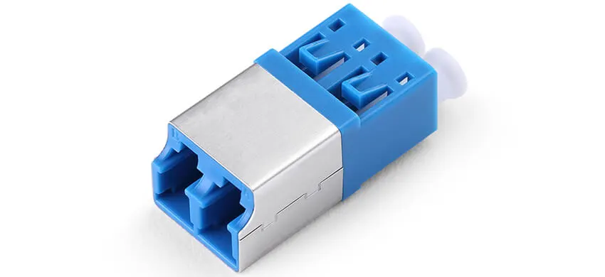 Adapter LC duplex, blue housing, white internal shutter, without flange, metal cover