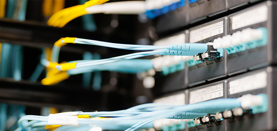 How Is 25G AOC Active Optical Cable?