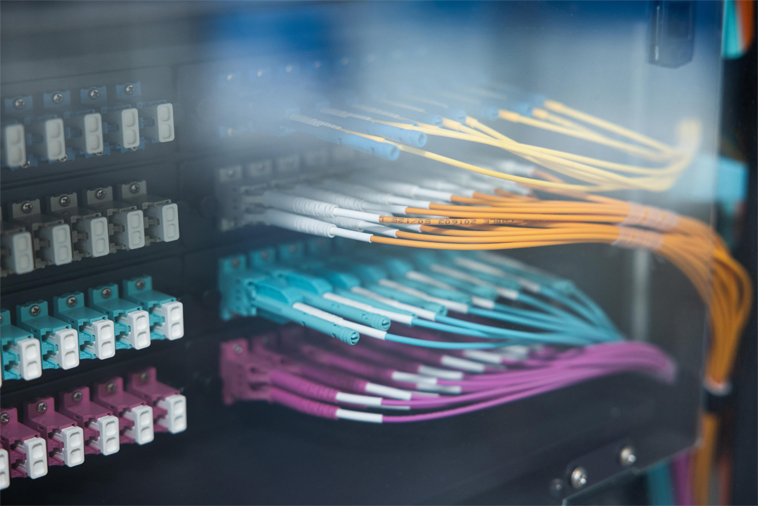 comprehensive-guide-to-installing-and-maintaining-fiber-optic-module-cassettes-01.jpg